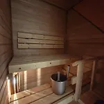 As 10 Lumi Incl Sauna, Wifi * Valkeakoski