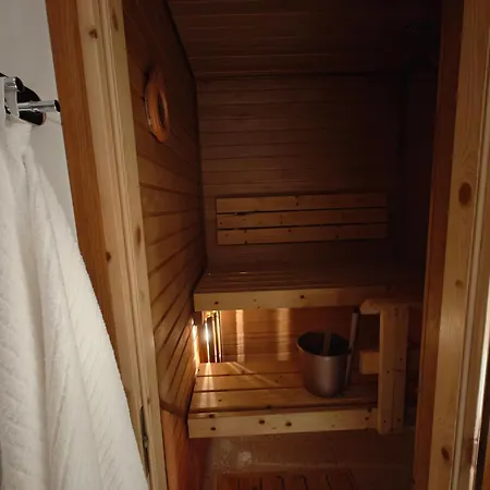As 10 Lumi Incl Sauna, Wifi شقة *